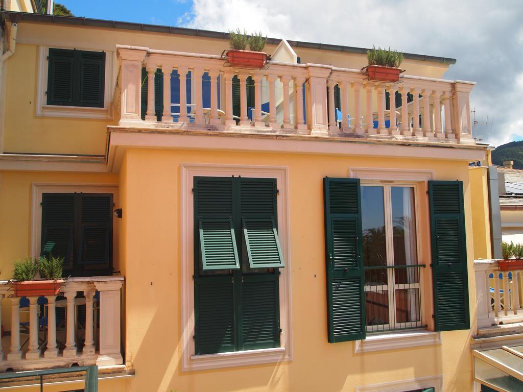 Piccolo Hotel Монеглия Екстериор снимка
