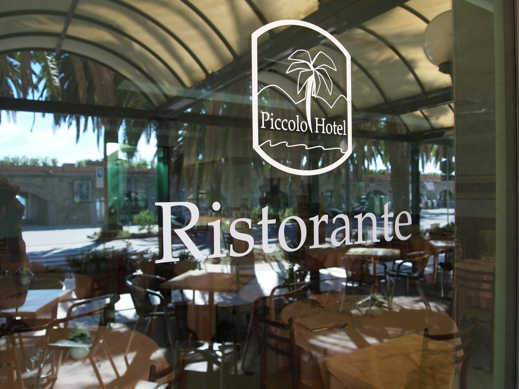 Piccolo Hotel Монеглия Екстериор снимка